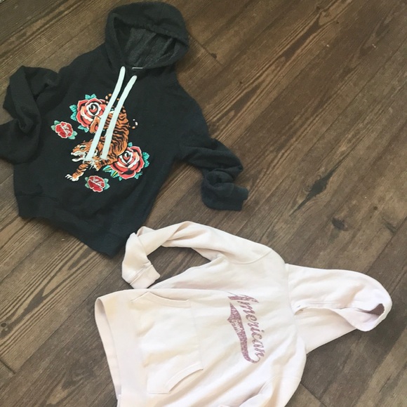 2 hooded Preowned sweatshirts - Picture 2 of 8